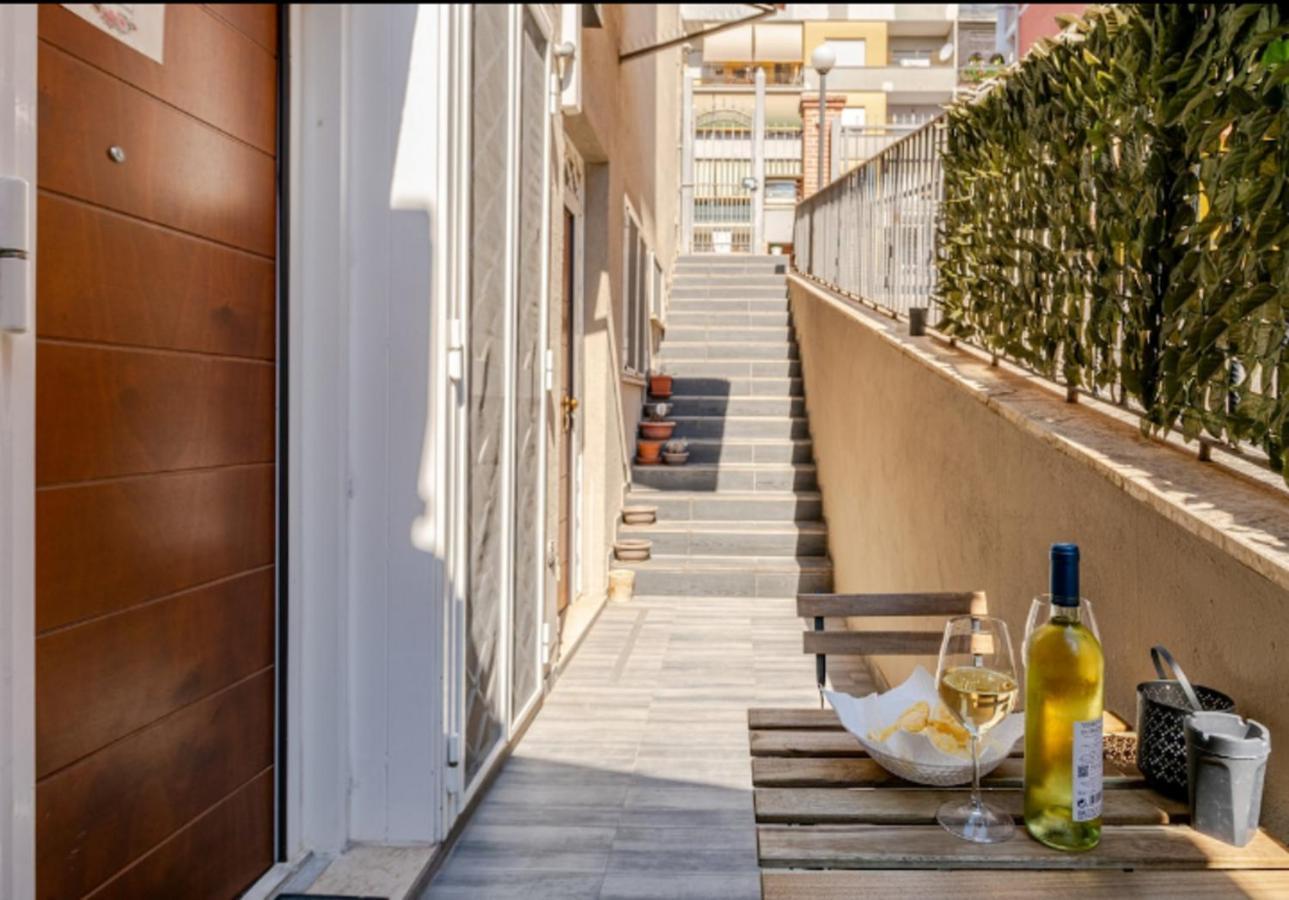 Secret Casa Bovari Metro B1 Conca D'Oro Rome Exterior photo